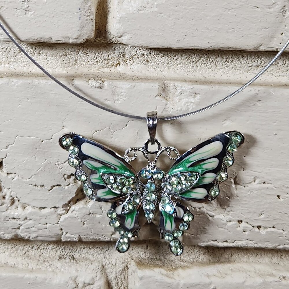 Vintage Womens Enamel Green & White Butterfly Necklace & Earrings 4 in 1